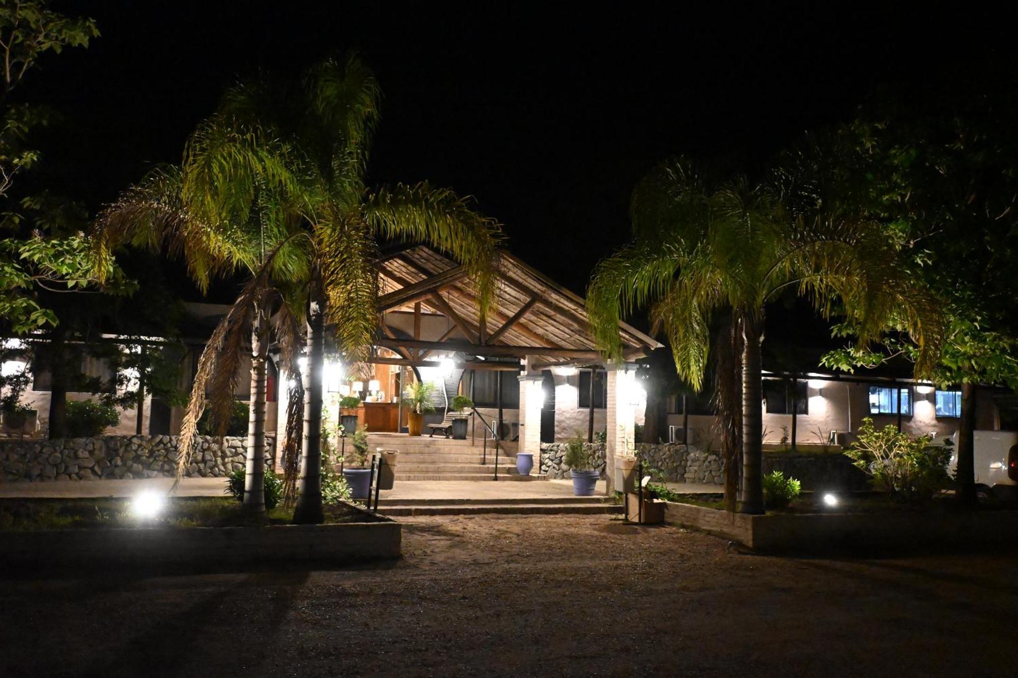 Paysandú Hotel La Castellana מראה חיצוני תמונה