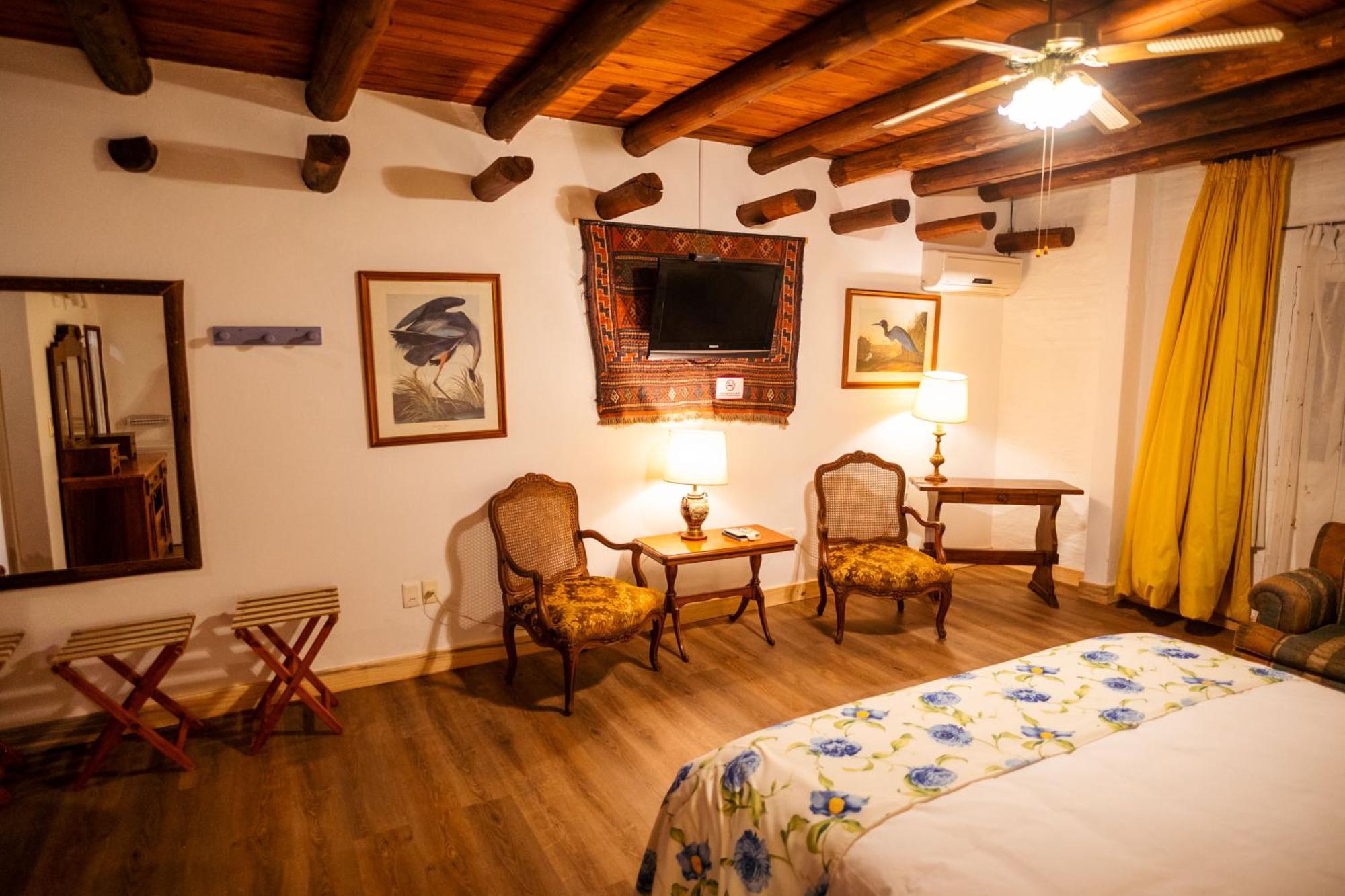 Paysandú Hotel La Castellana מראה חיצוני תמונה