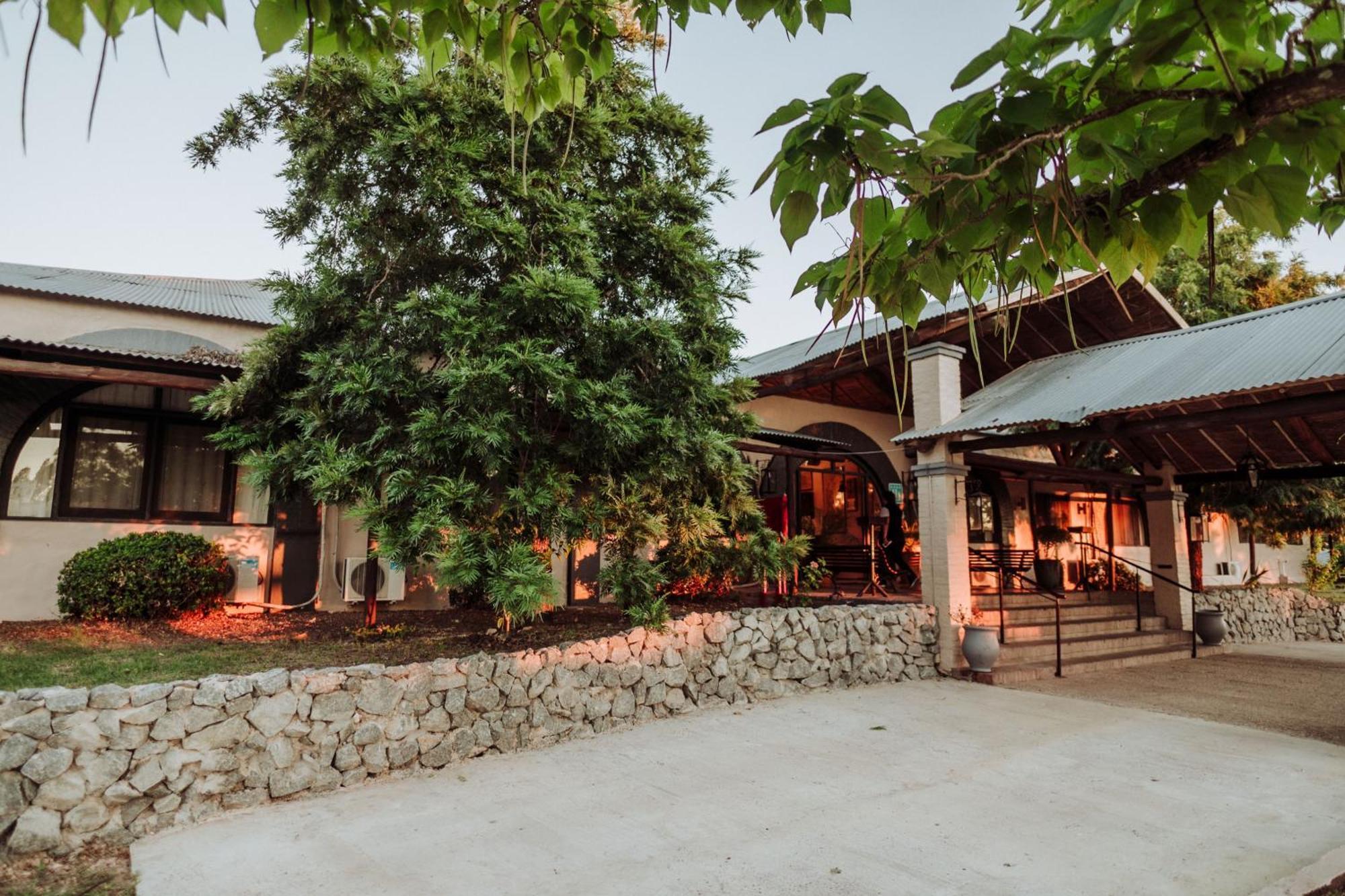 Paysandú Hotel La Castellana מראה חיצוני תמונה