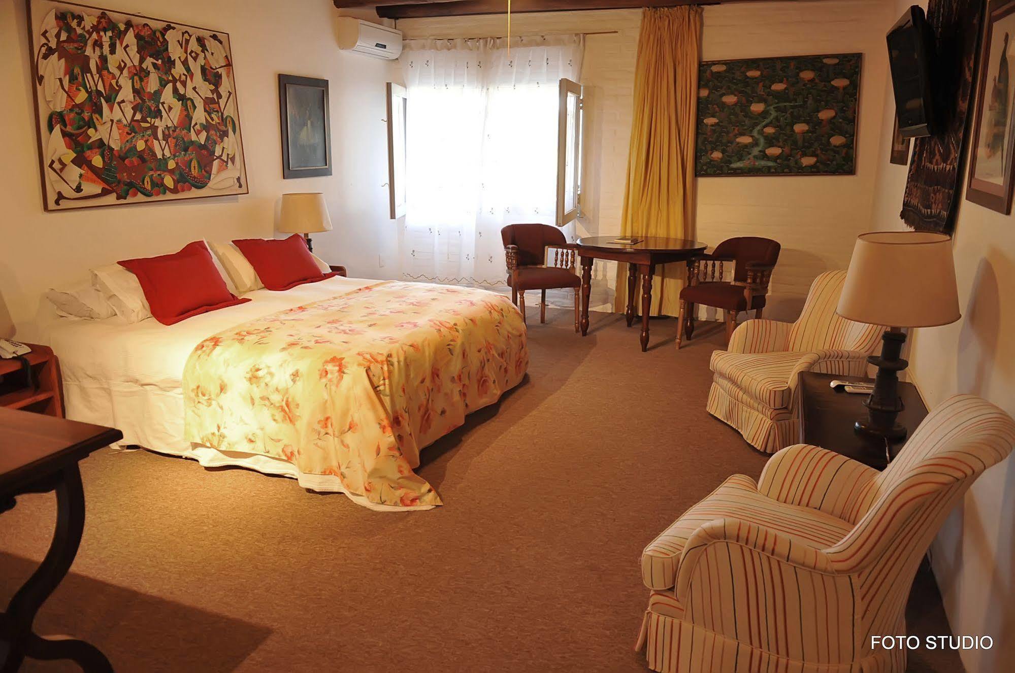 Paysandú Hotel La Castellana מראה חיצוני תמונה