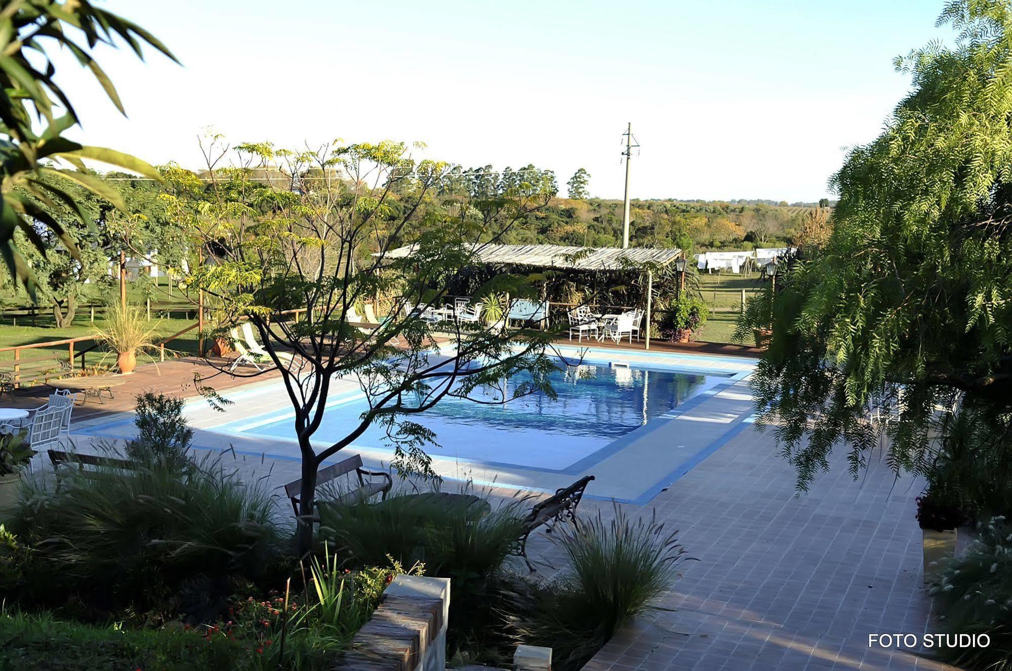 Paysandú Hotel La Castellana מראה חיצוני תמונה
